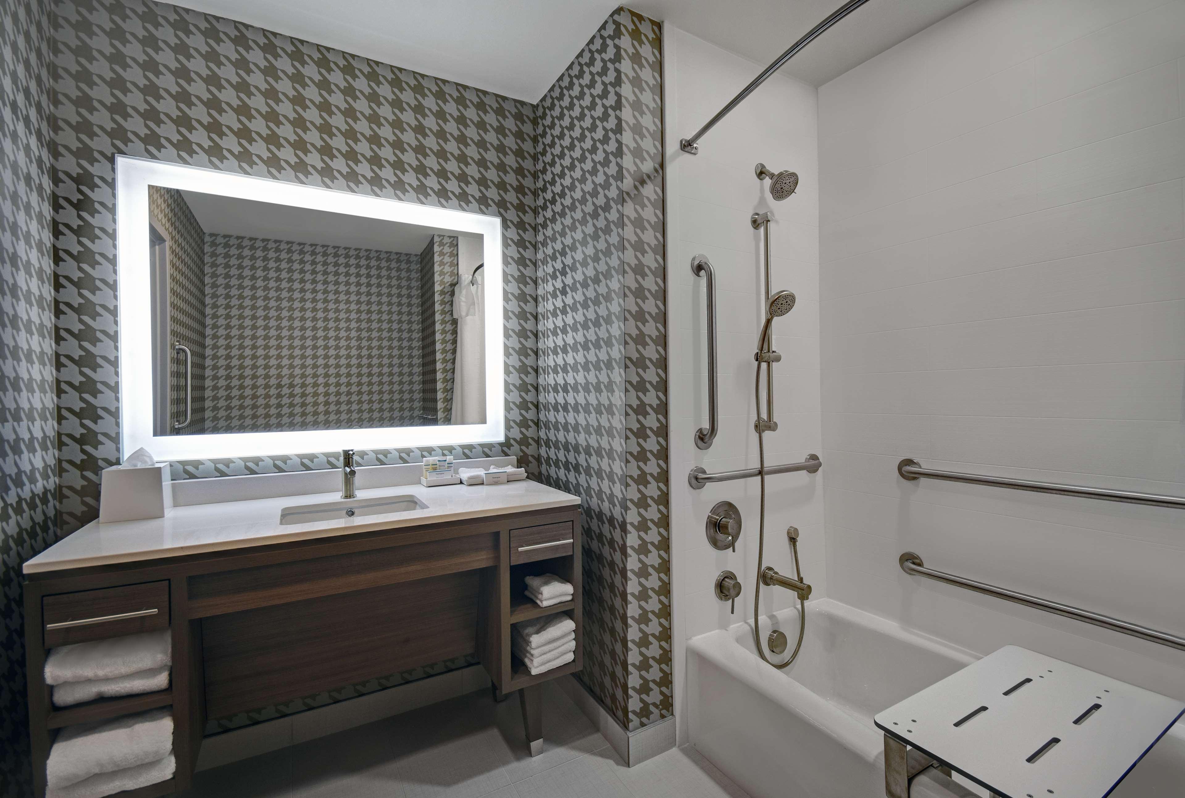 Home2 Suites By Hilton Raleigh North I-540 エクステリア 写真