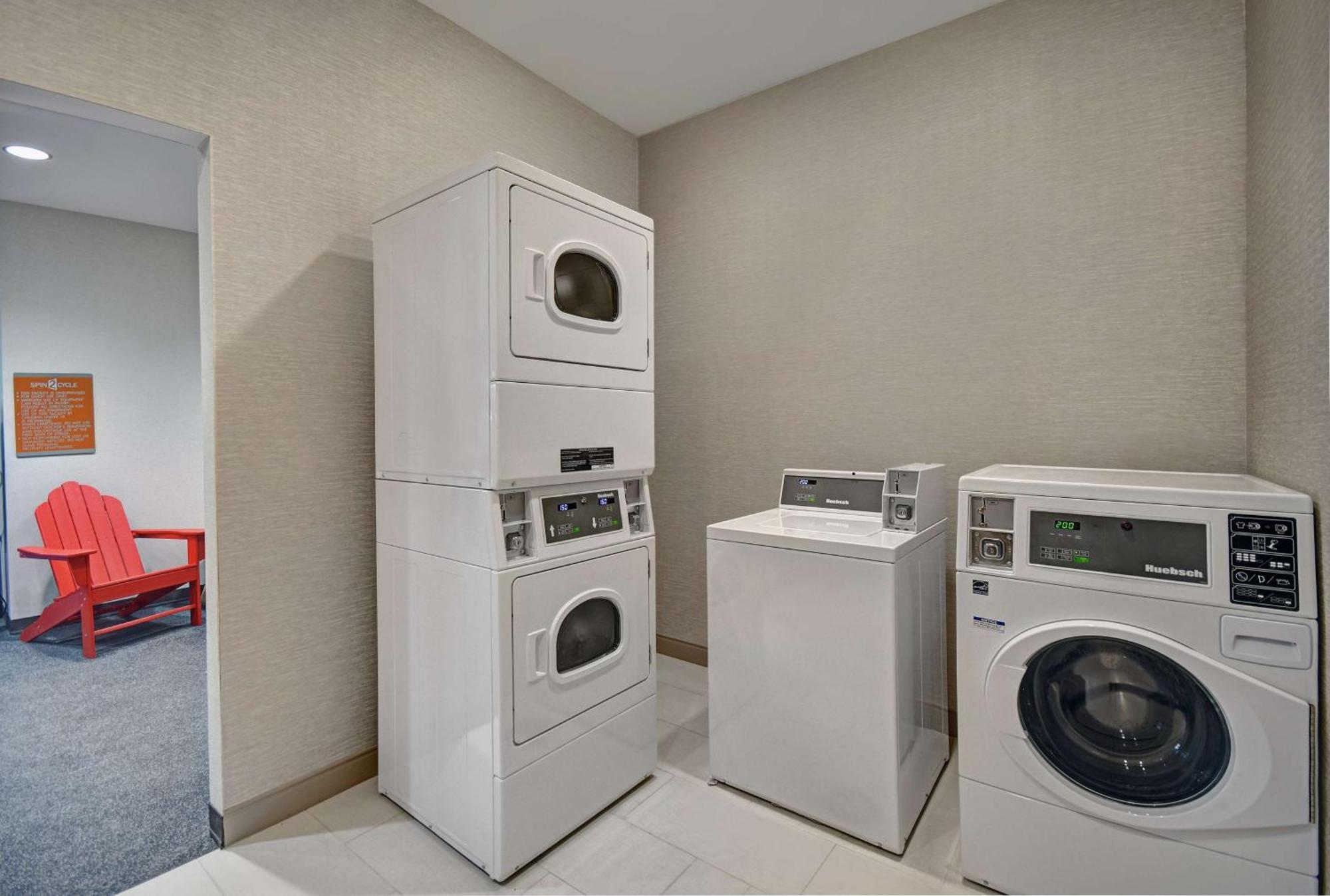 Home2 Suites By Hilton Raleigh North I-540 エクステリア 写真